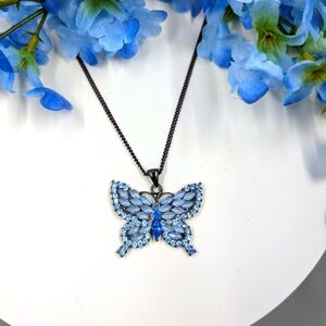 Stunning Baby Blue Crystal Butterfly Vintage Y2K Necklace